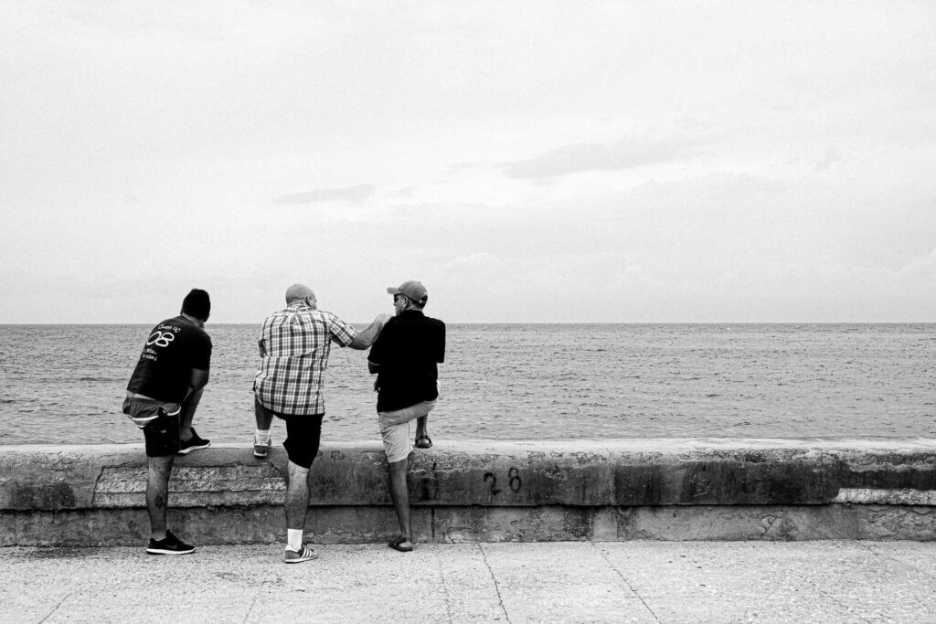 Drei Freunde am Malecon