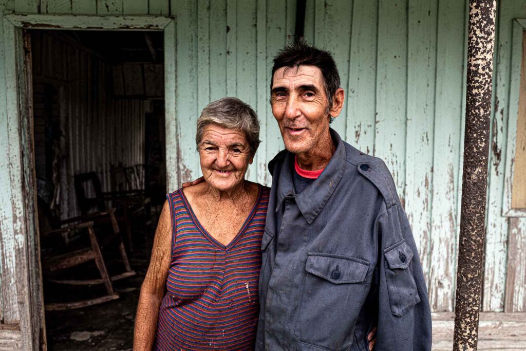 Mutter (70 Jahre) und Sohn (50 Jahre)