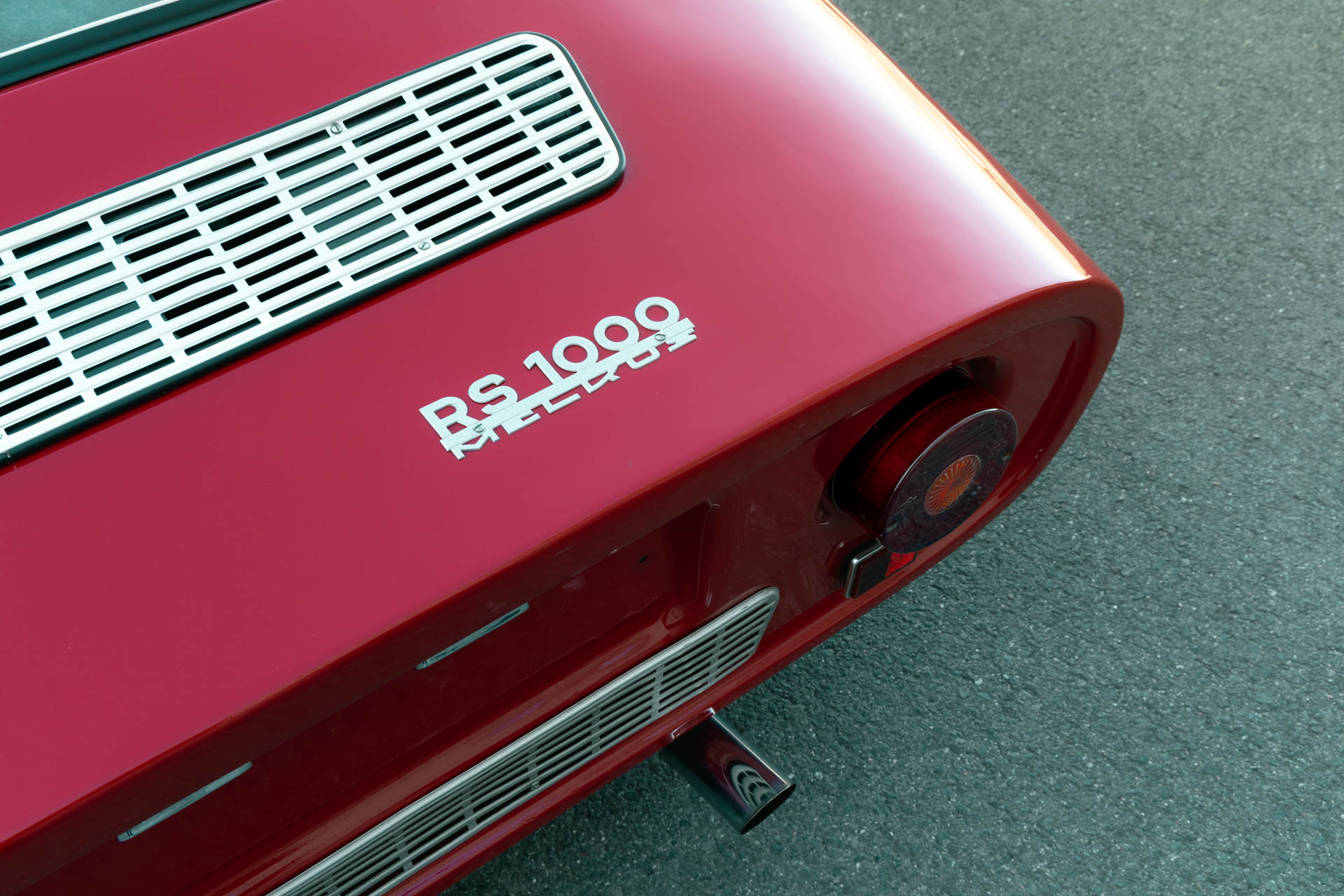 Detail, Logo RS 1000